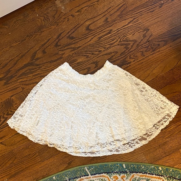 Abercrombie & Fitch Cream Lace Skater Skirt - Picture 4 of 5